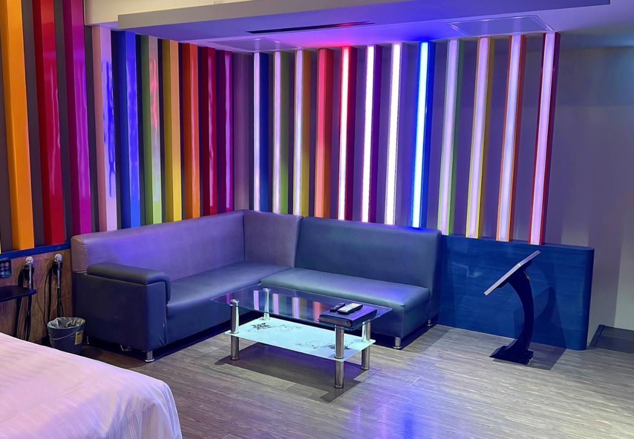 Soho Motel Taoyuan Dış mekan fotoğraf