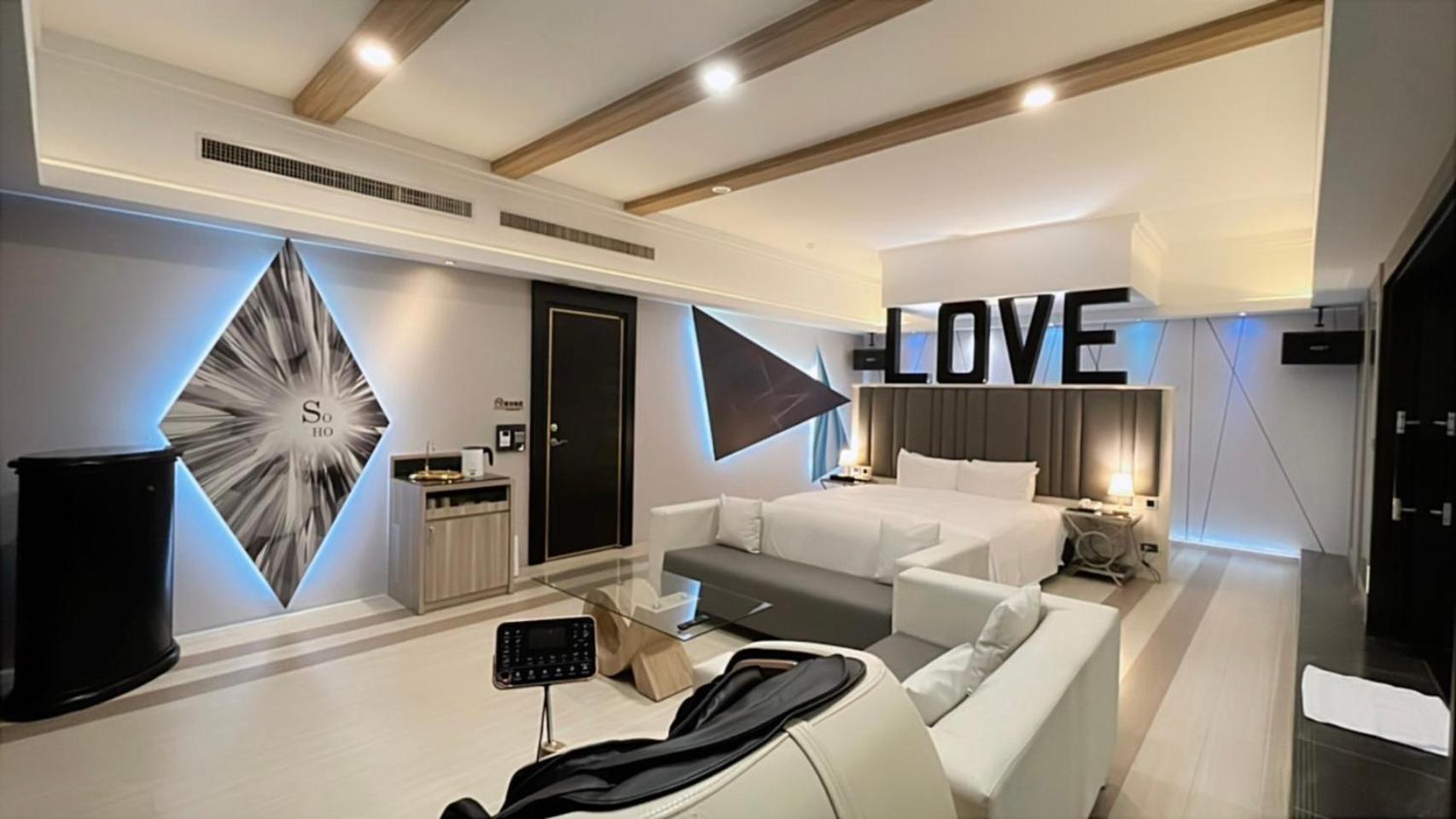 Soho Motel Taoyuan Dış mekan fotoğraf