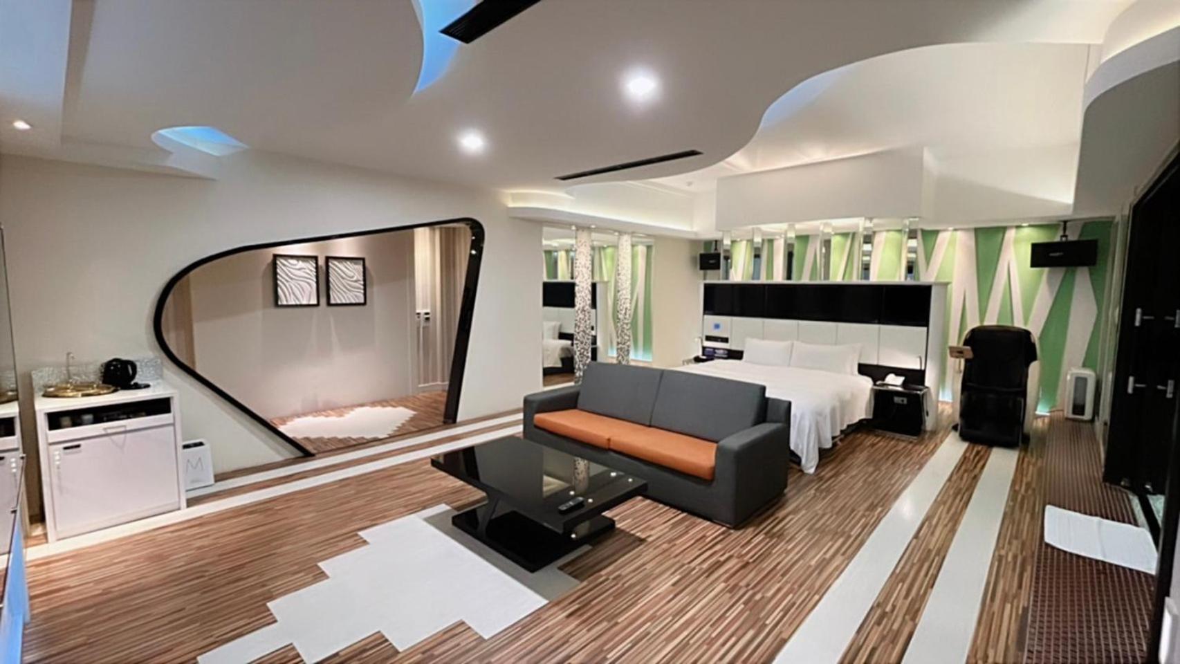 Soho Motel Taoyuan Dış mekan fotoğraf