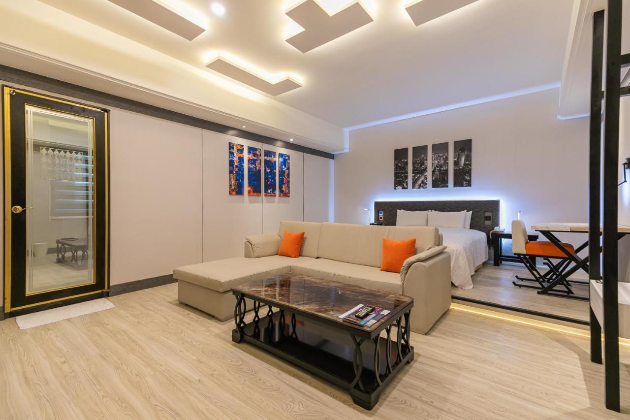 Soho Motel Taoyuan Dış mekan fotoğraf